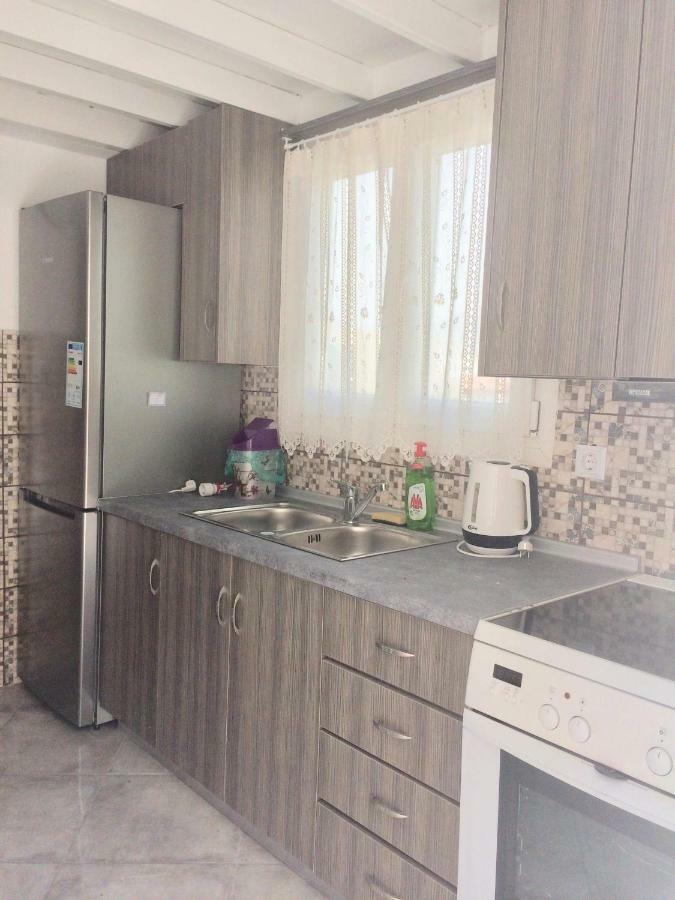 Kelly'S Studio Sisamos Карпатос Екстериор снимка